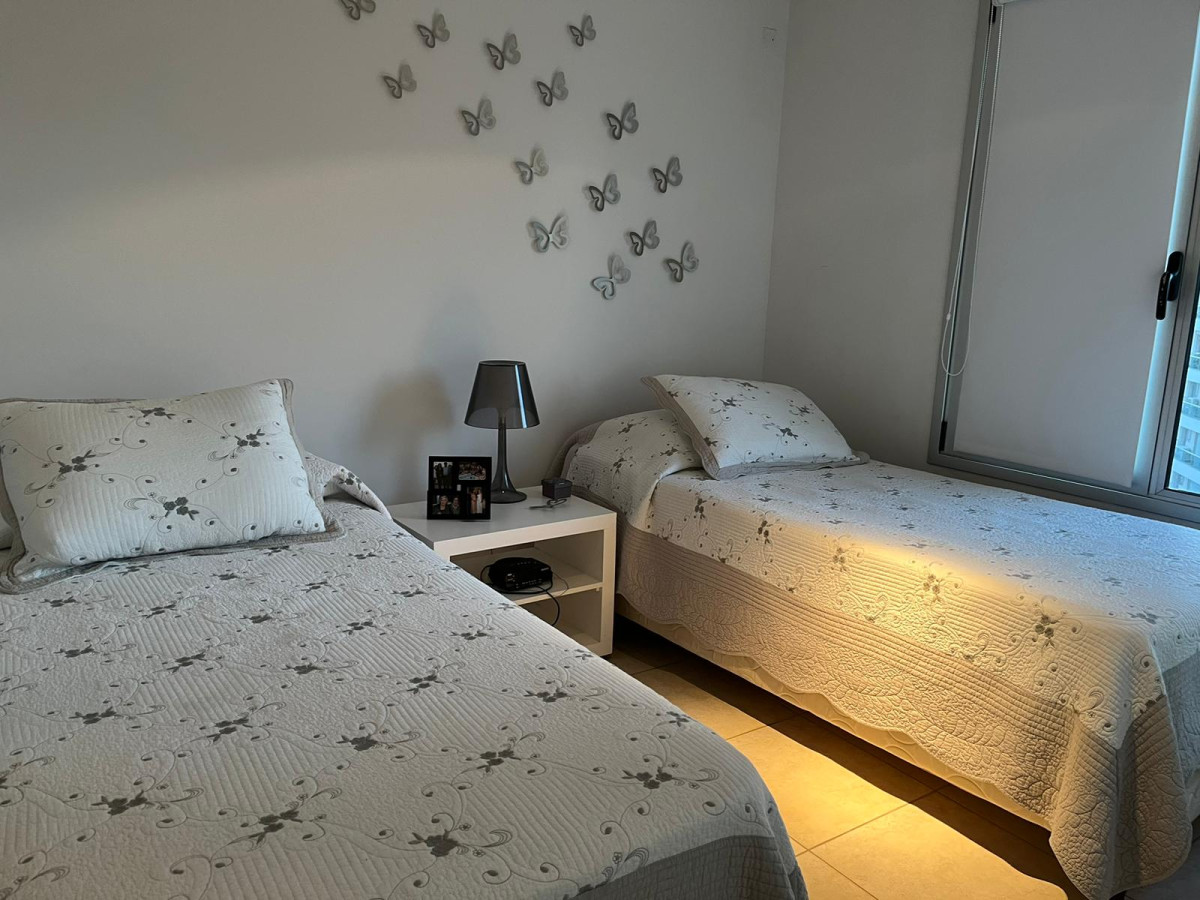 Apartamento ID.2787 - Hermoso apartamento con terraza y vista a la Playa Brava