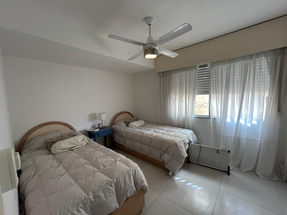 Apartamento ID.2720 - Se vende hermoso y amplio apto en la Peninsula 