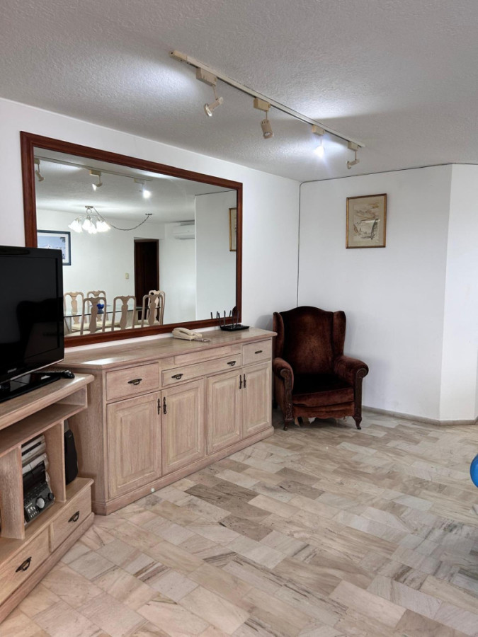Apartamento ID.1037 - Apartamento en Roosevelt, 4 dormitorios *