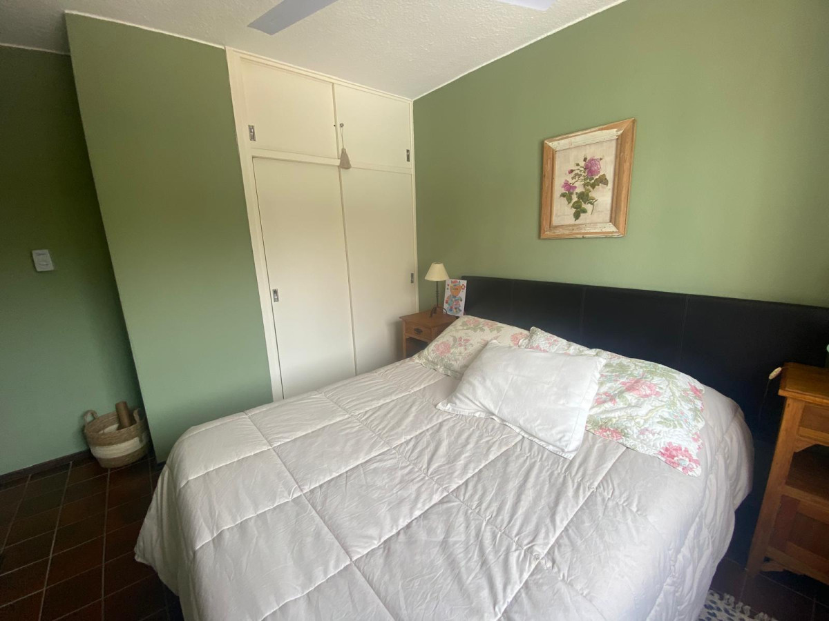 Apartamento ID.2848 - Comodo apto, reciclado, con terraza y cochera 