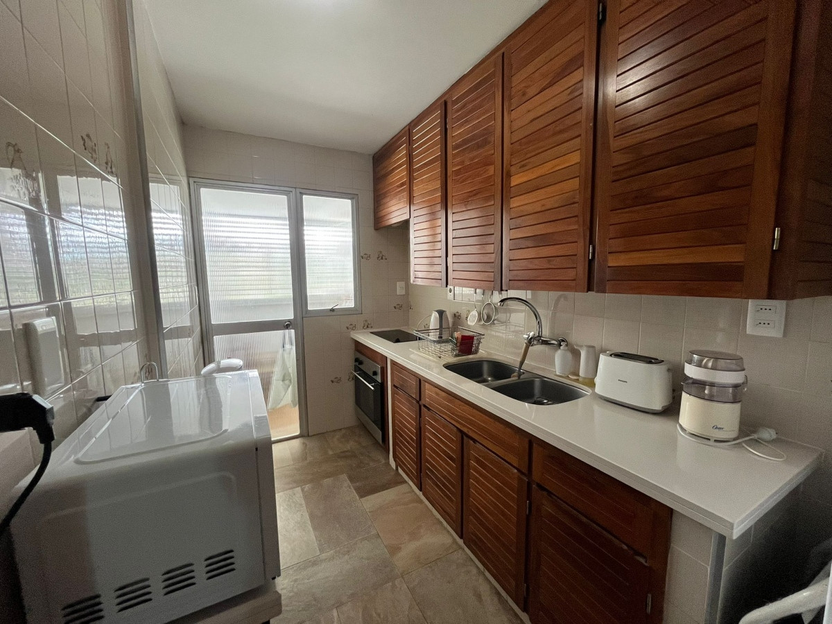 Apartamento ID.2752 - Hermoso apartamento, con terraza y vista al mar 