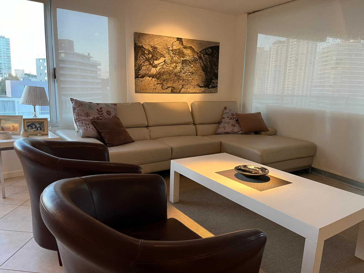 Apartamento ID.2787 - Hermoso apartamento con terraza y vista a la Playa Brava