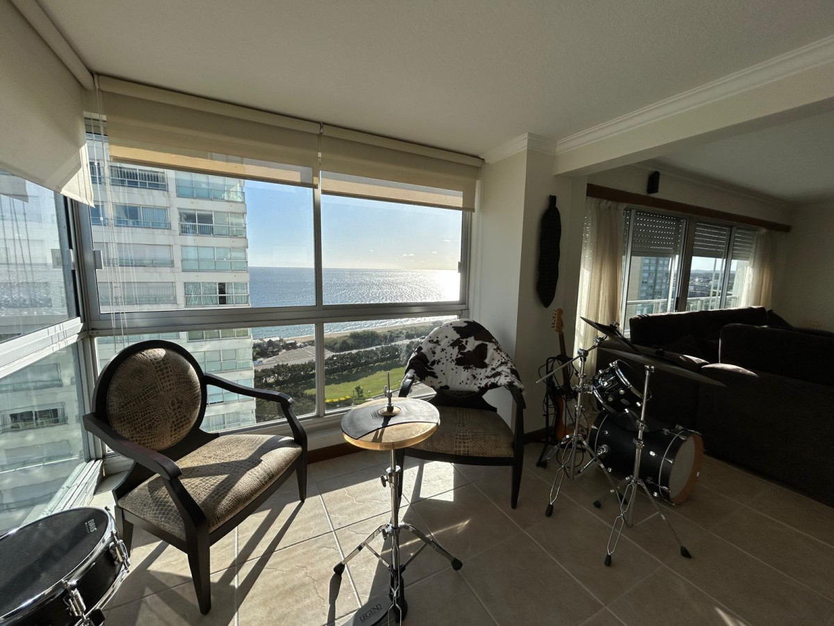 Complejo Lincols Center. ¡Hermoso apartamento! Primera Linea al Mar 