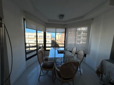 Se vende hermoso y amplio apto en la Peninsula 