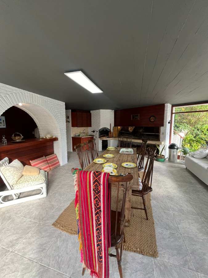 Casa ID.2705 - HERMOSA RESIDENCIA 