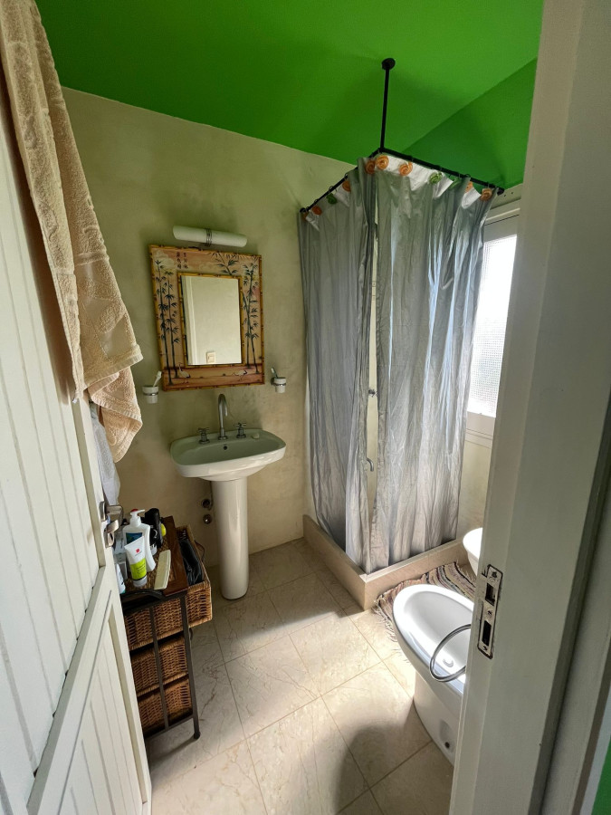 Casa ID.2639 - SE VENDE HERMOSA CASA 