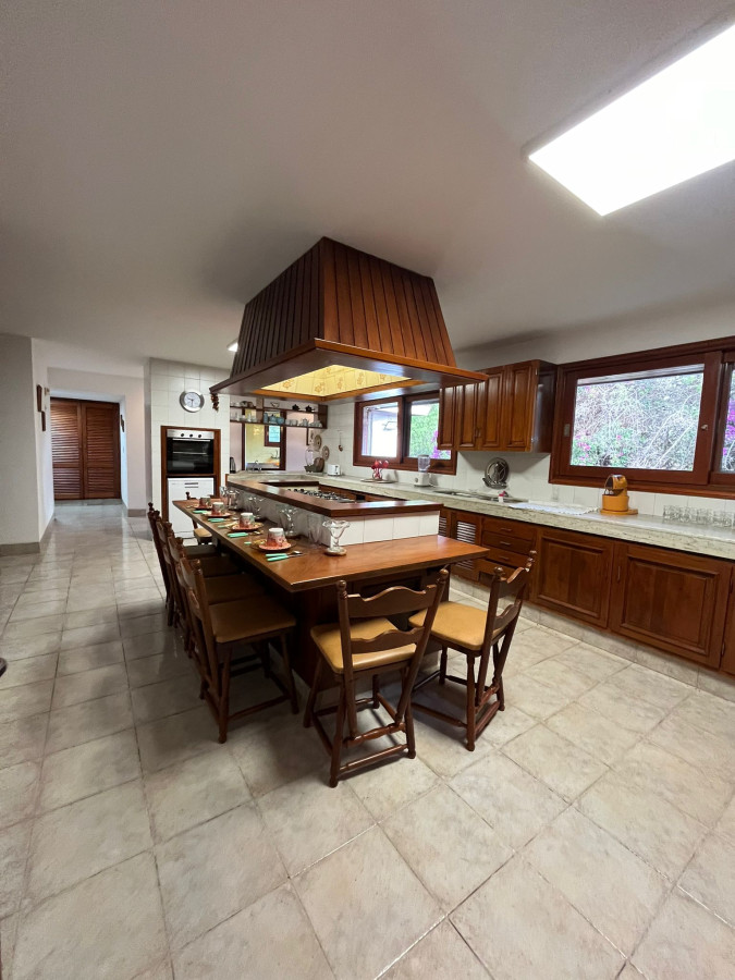 Casa ID.2705 - HERMOSA RESIDENCIA 
