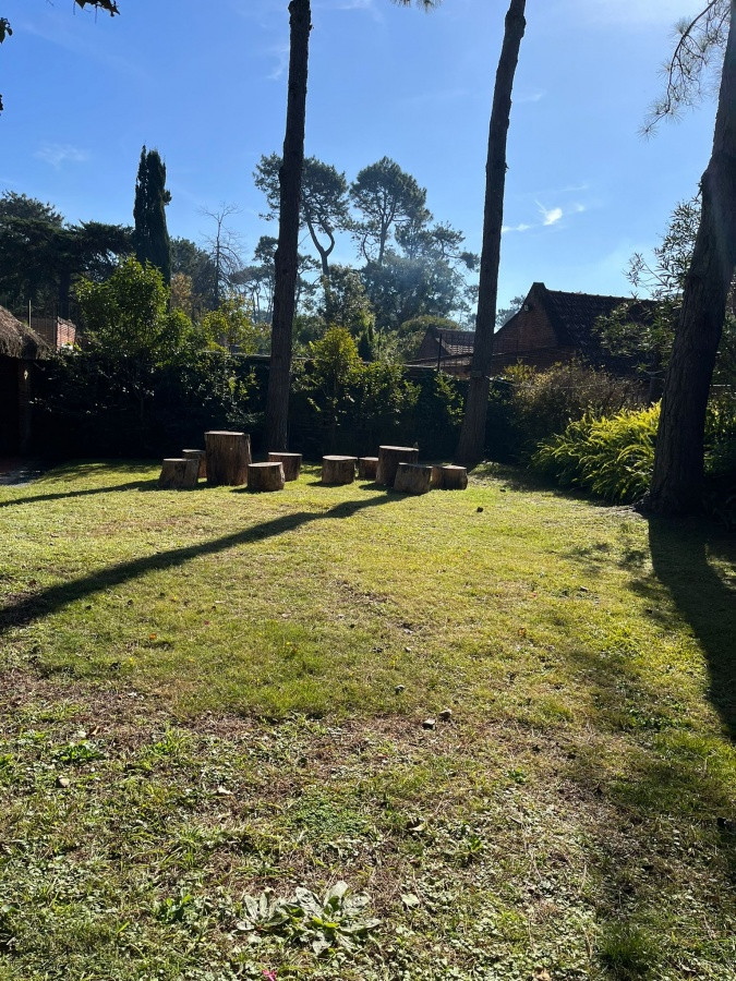 Casa ID.2502 - Hermoso chalet, Disponible en Alquiler Anual 