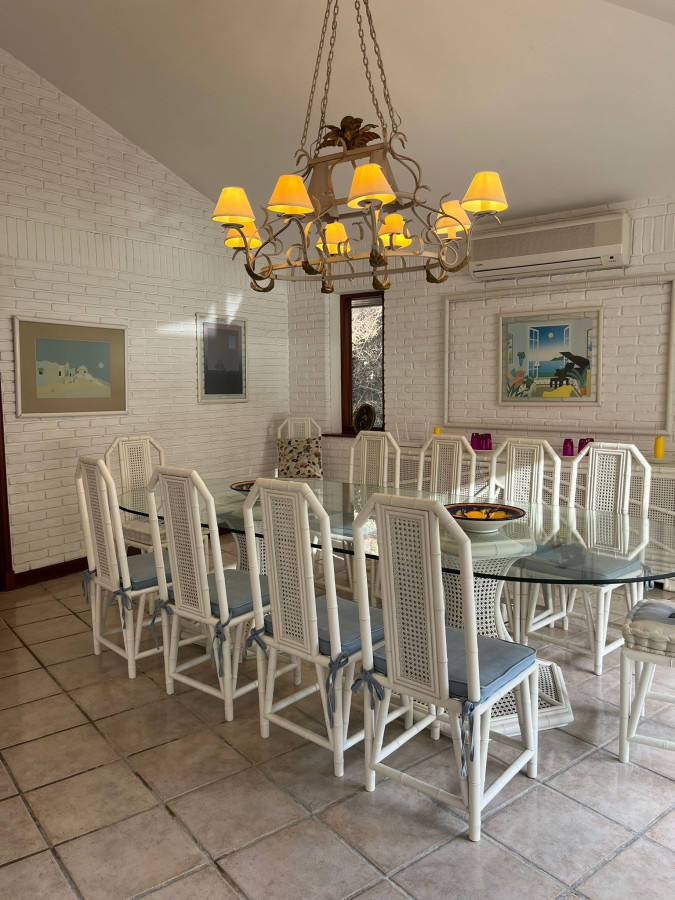 Casa ID.2705 - HERMOSA RESIDENCIA 