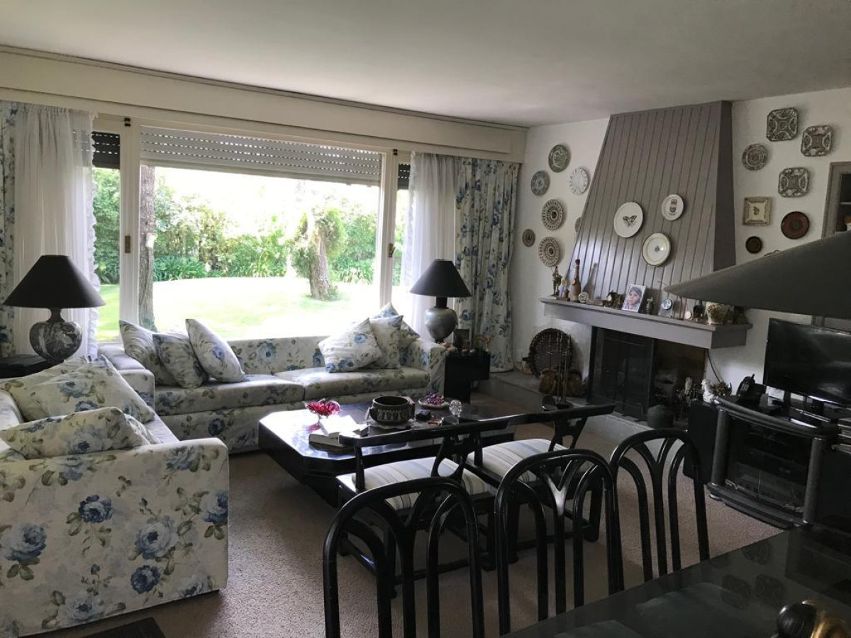 Casa ID.2066 - Casa en Cantegril