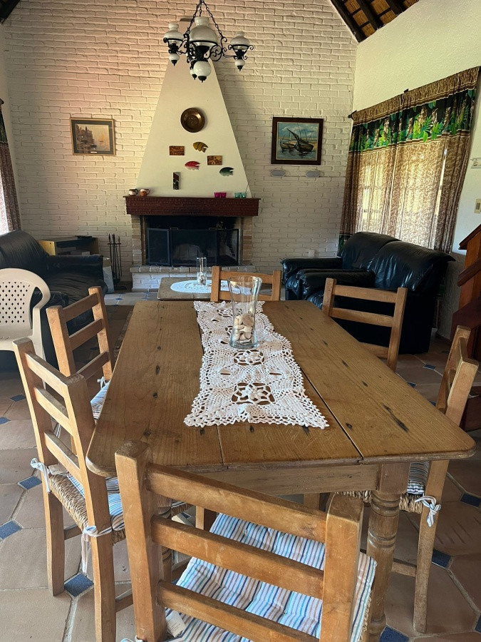 Casa ID.2502 - Hermoso chalet, Disponible en Alquiler Anual 