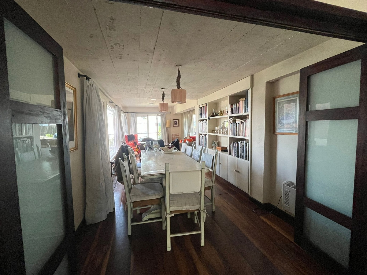 Casa ID.2639 - SE VENDE HERMOSA CASA 