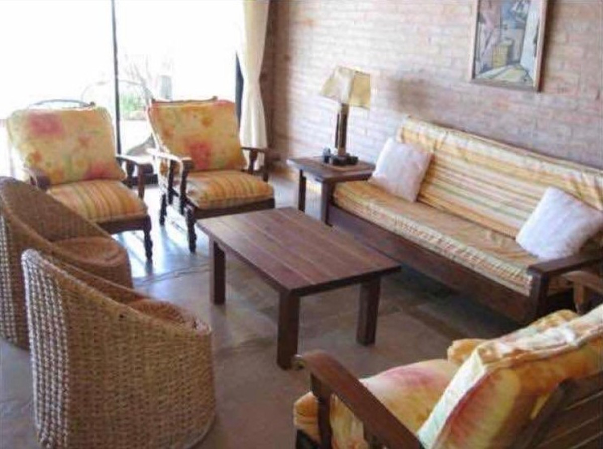 Casa ID.2646 - HERMOSA CASA SOBRE LA PLAYA EN LA PALOMA, ROCHA