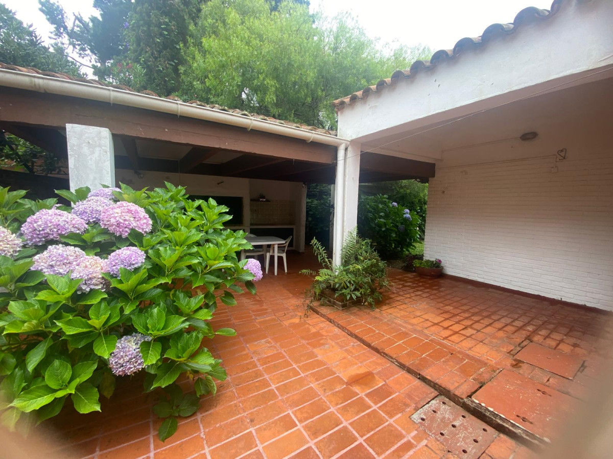Casa ID.1777 - Casa en Cantegril, 3 dormitorios *
