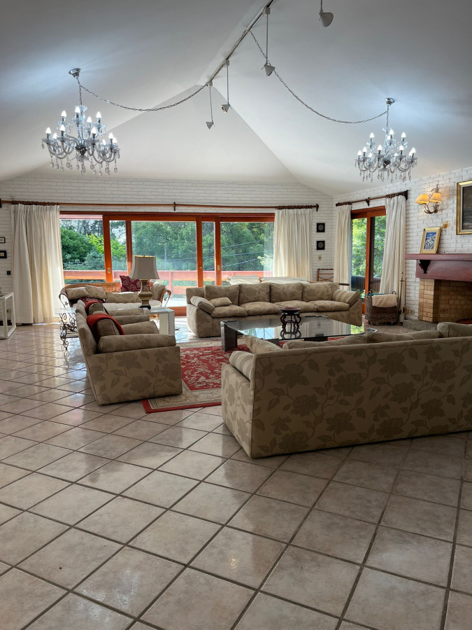 Casa ID.2705 - HERMOSA RESIDENCIA 