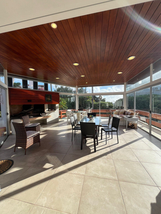 Casa ID.2705 - HERMOSA RESIDENCIA 