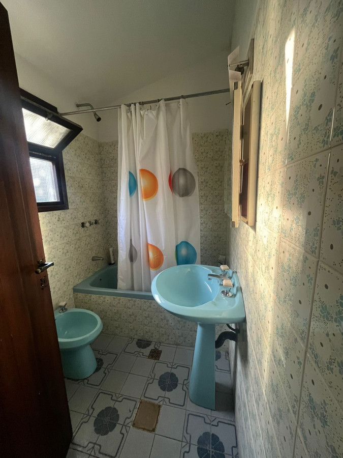 Casa ID.309 - Clásico chalet!! Con Jardin