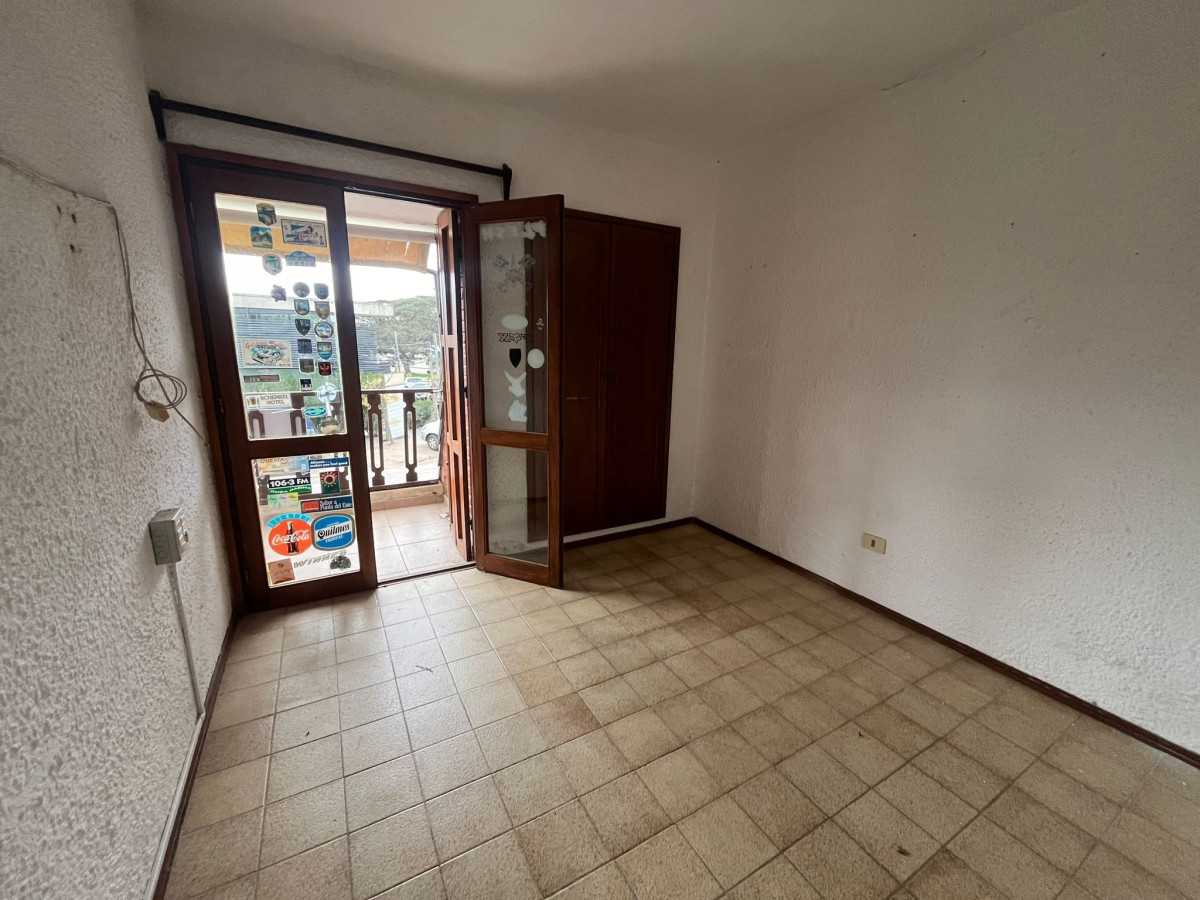Casa ID.2770 - OPORTUNIDAD PARA INVERSION 