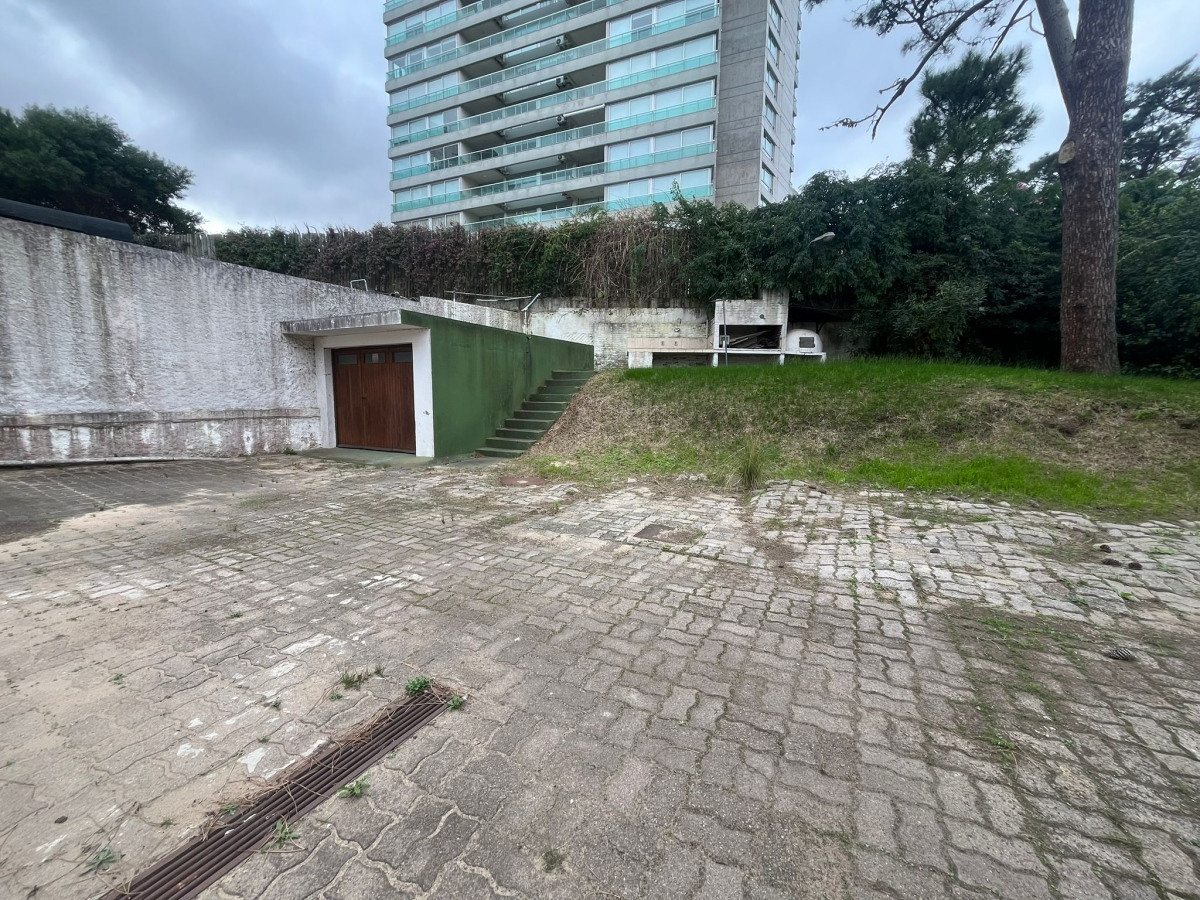 Casa ID.2770 - OPORTUNIDAD PARA INVERSION 