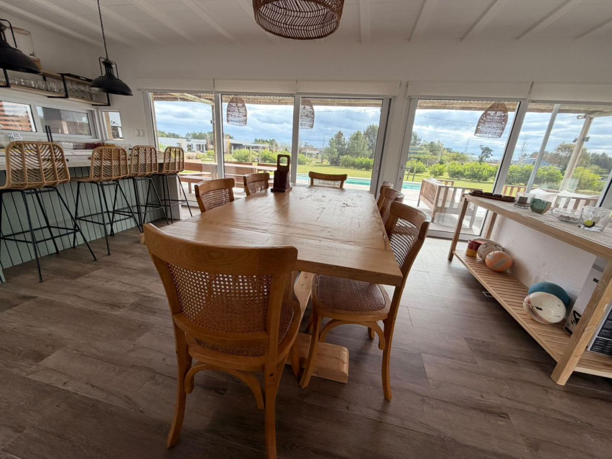 Casa ID.2994 - Venta de Casa en Exclusivo Barrio Privado El Quijote 