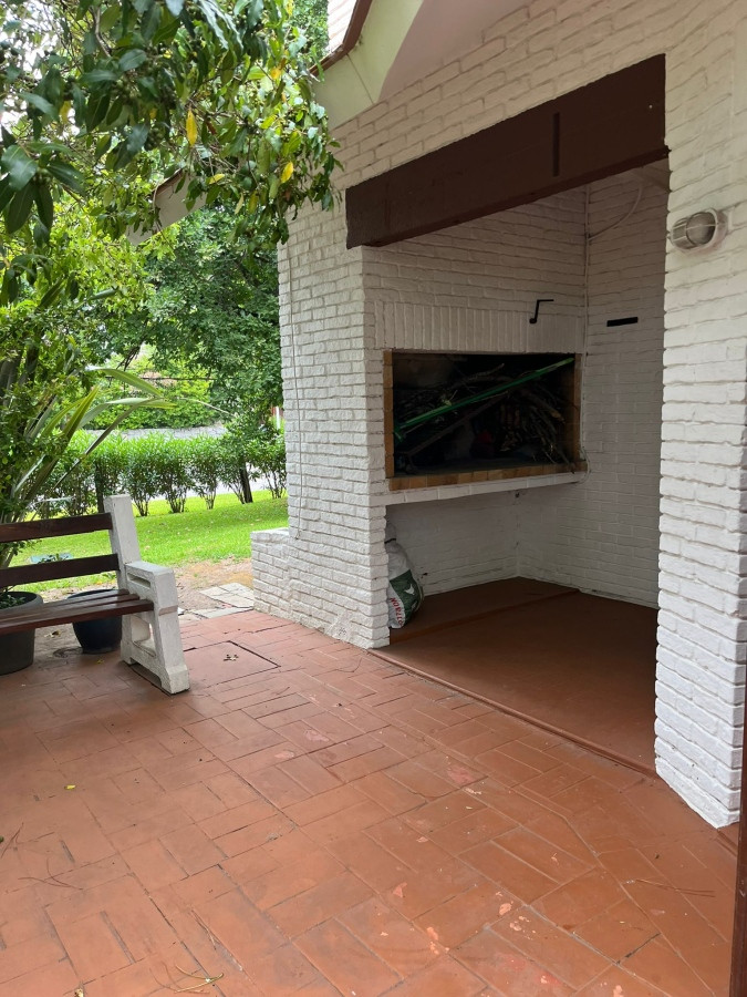 Casa ID.2735 - Se vende muy linda casa