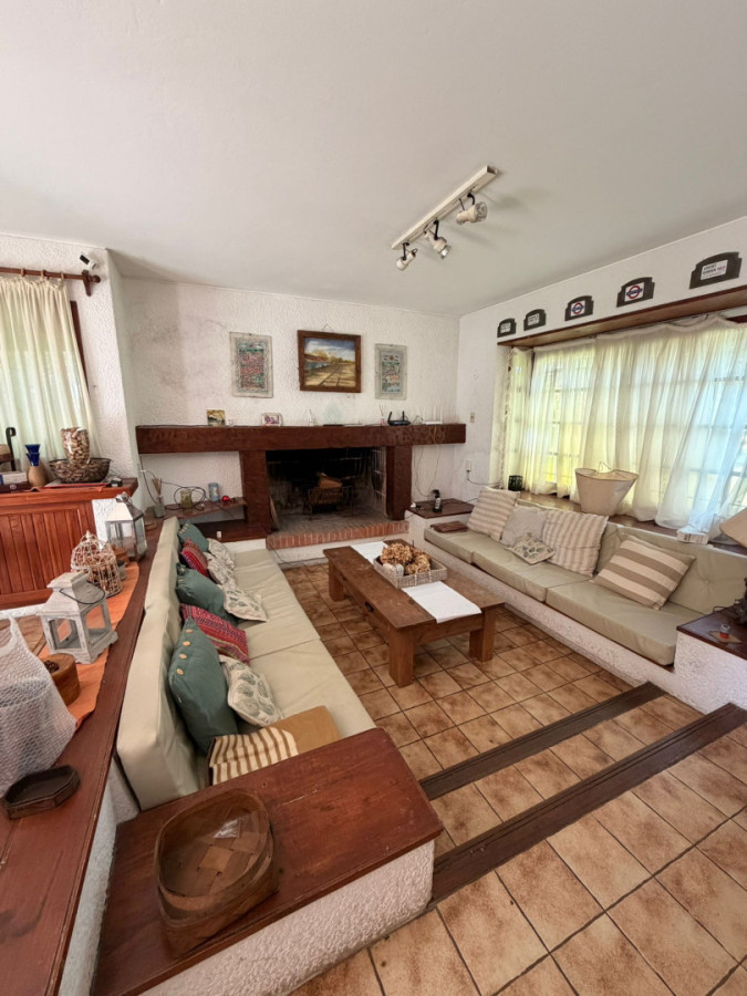 Casa ID.2999 - CASA EN VENTA EN EL CORAZON DE JARDINES DE CORDOBA