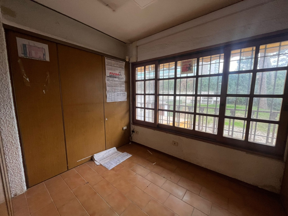 Casa ID.2770 - OPORTUNIDAD PARA INVERSION 