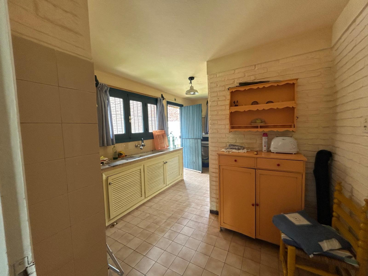 Casa ID.228 - EXCELENTE UBICACION 