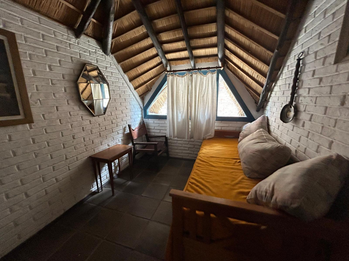 Casa ID.228 - EXCELENTE UBICACION 