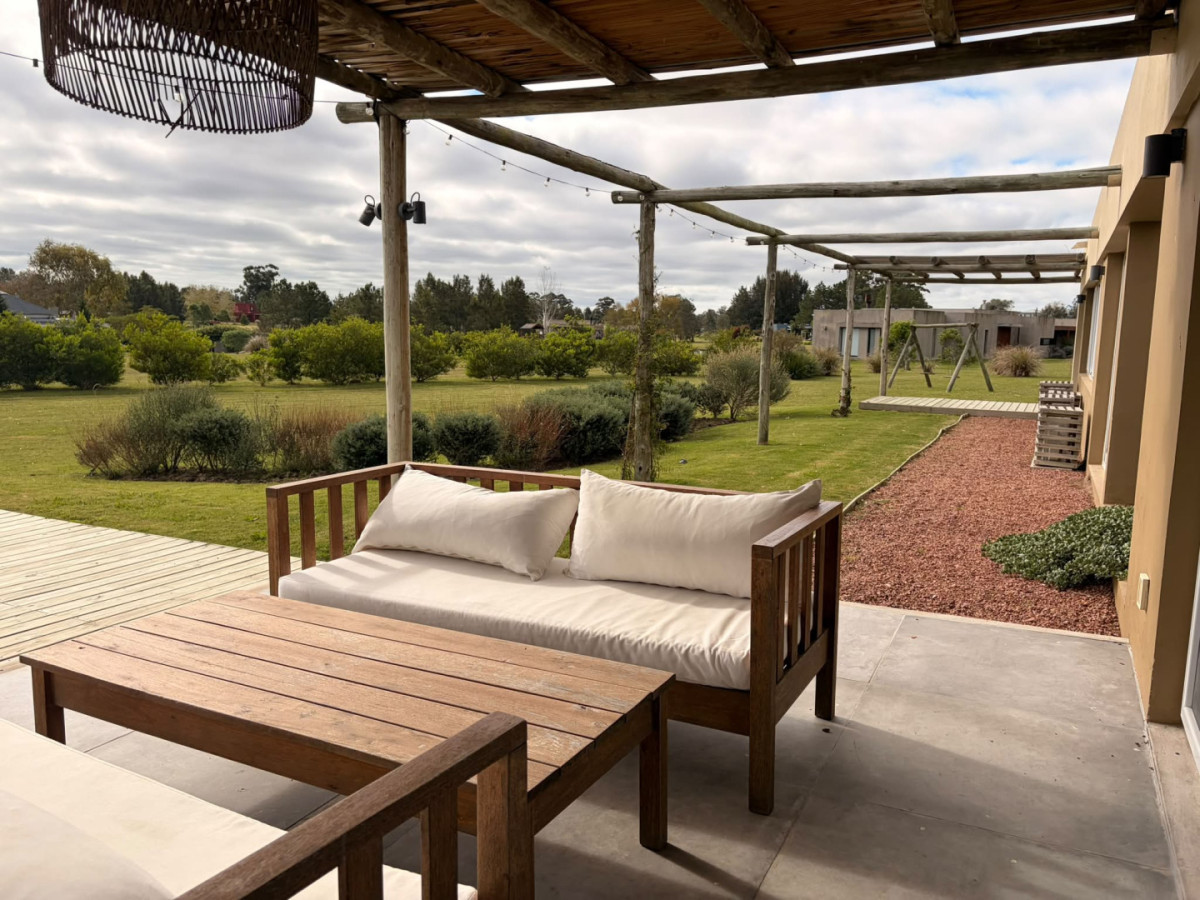 Casa ID.2994 - Venta de Casa en Exclusivo Barrio Privado El Quijote 