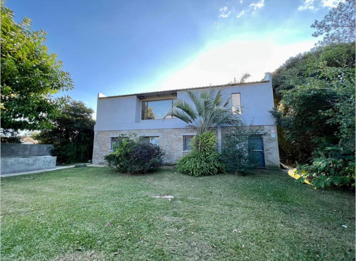 Casa ID.2947 - Excelente propiedad en venta 