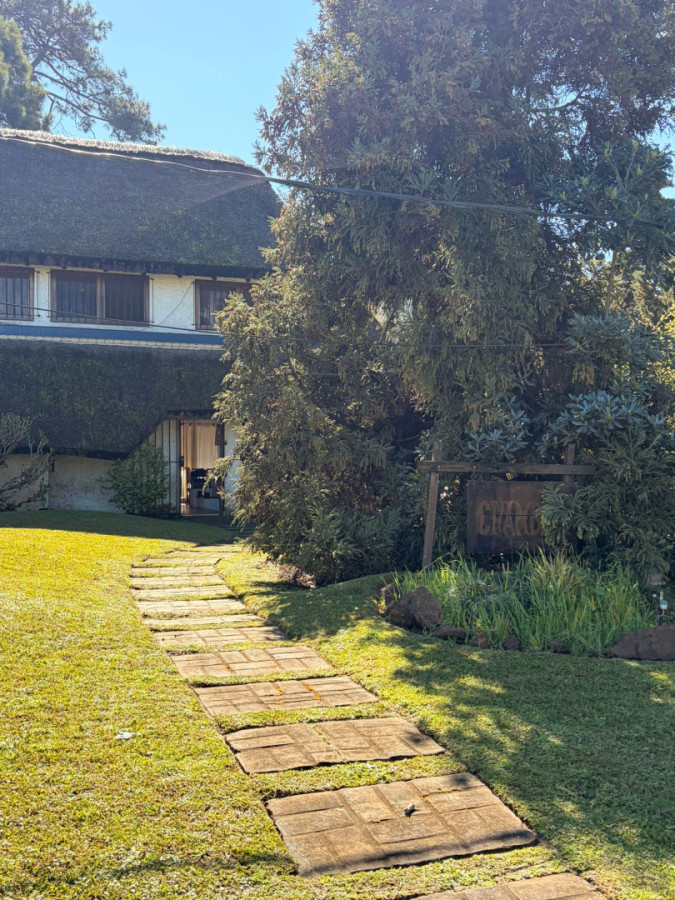 CASA EN VENTA EN EL CORAZON DE JARDINES DE CORDOBA
