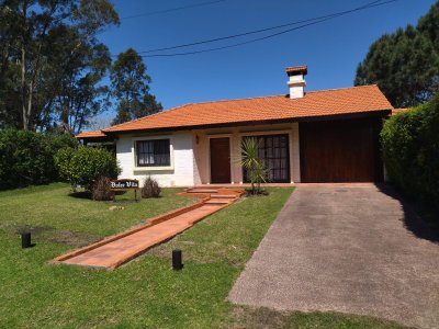Casa en Mansa, 3 dormitorios *
