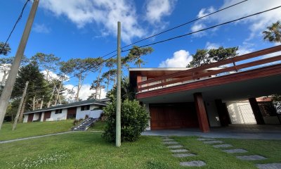 HERMOSA RESIDENCIA