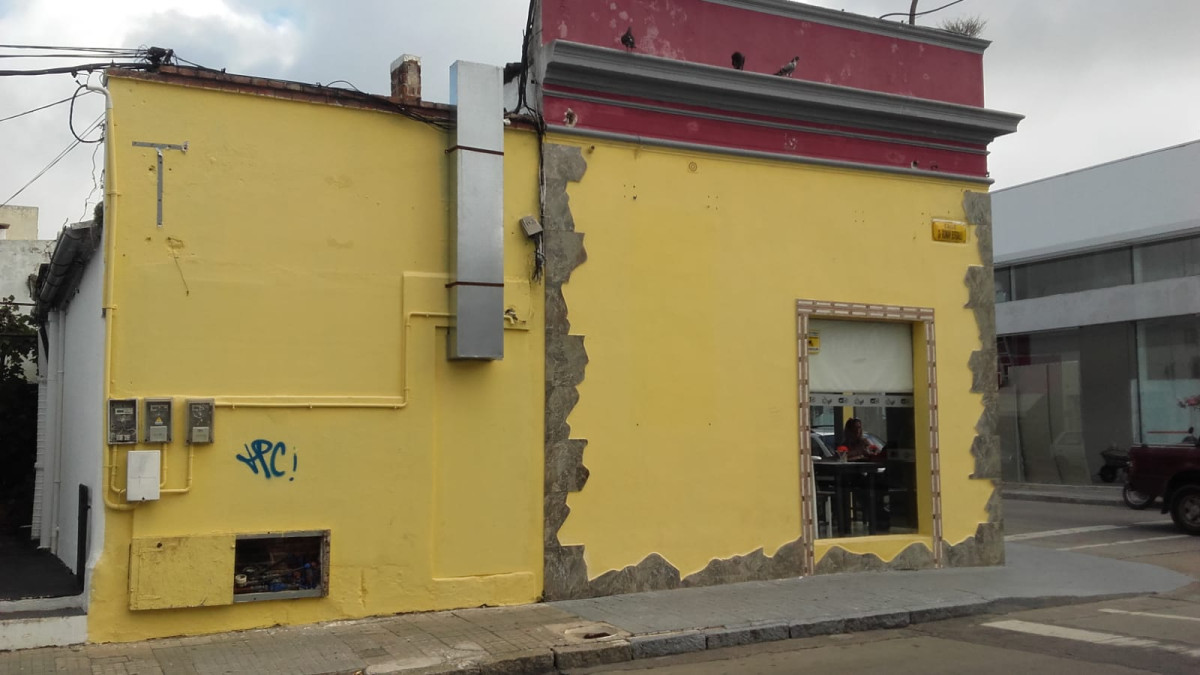 Local Comercial ID.2194 - LOCALES EN BERGALLI Y SARANDI