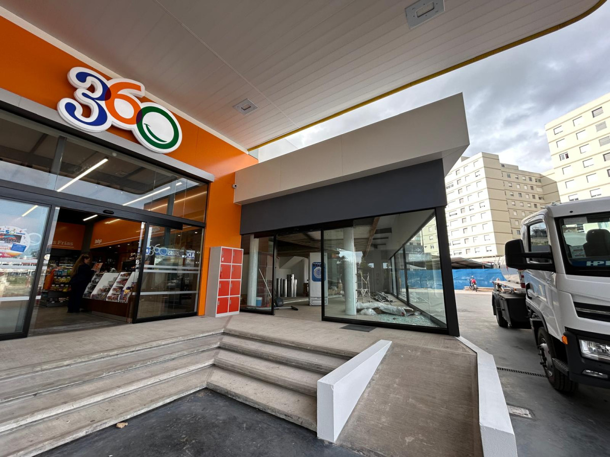 Local Comercial ID.2888 - EXCELENTE PUNTO PARA LOCAL COMERCIAL