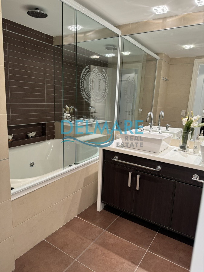 Apartamento ID.53 - Excepcional apartamento con increibles vistas a playa brava 