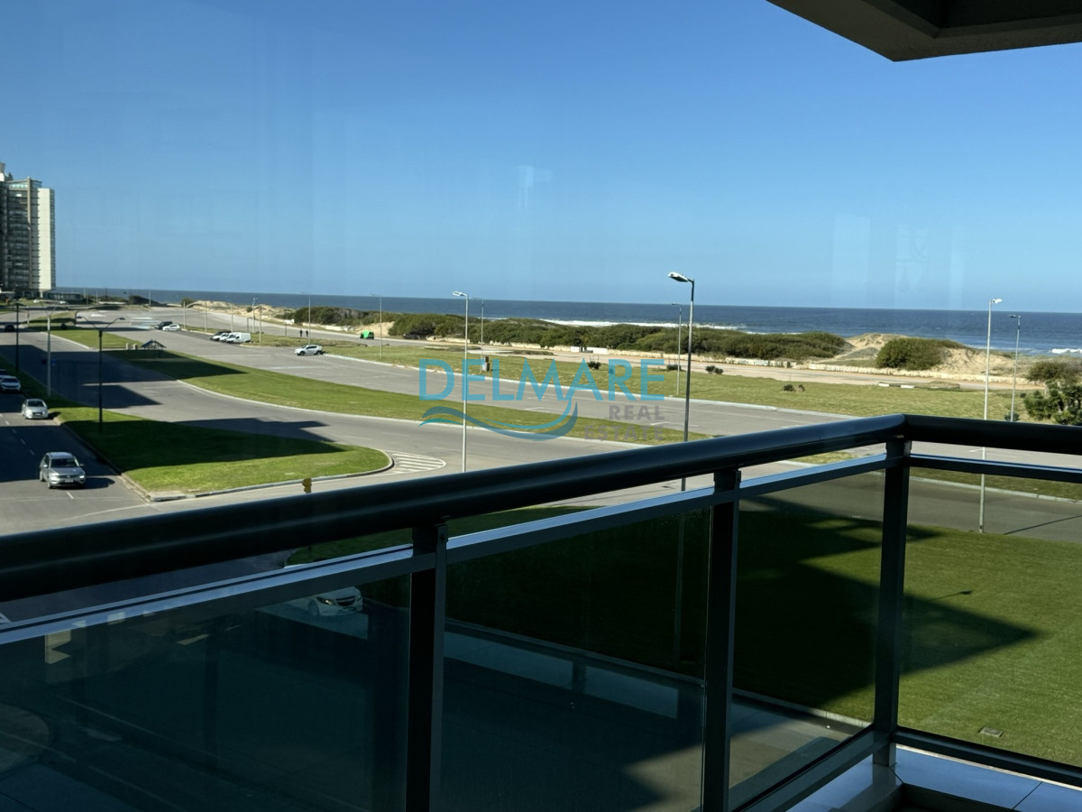 Apartamento ID.53 - Excepcional apartamento con increibles vistas a playa brava 