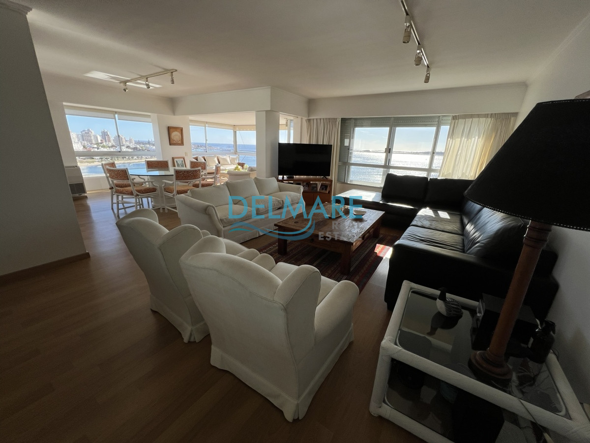 Apartamento ID.5 - Increible Unidad con vistas a playa mansa 