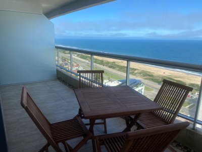 Apartamento con exclusiva vista al mar