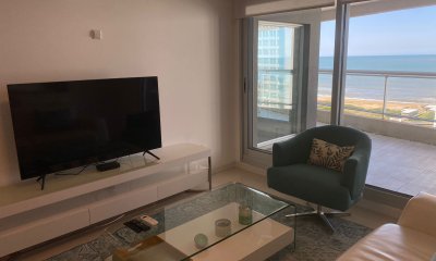 Apartamento con excelente vista al mar