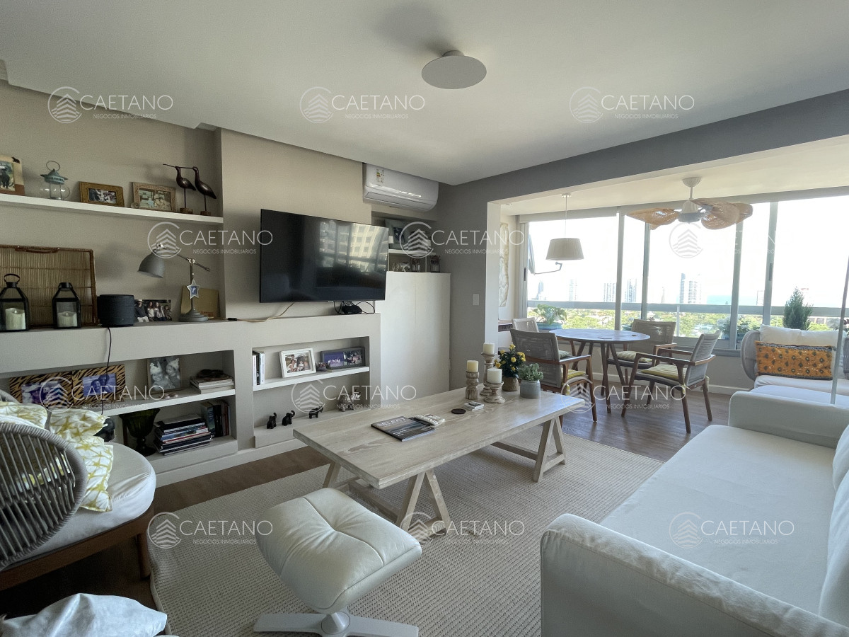 Shopping - GoPunta - Portal Inmobiliario de Punta del Este - Maldonado