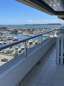 Apartamento vista al puerto 2 dorm 2 baños