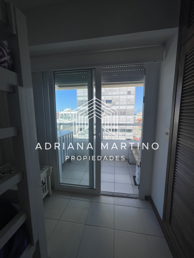 Apartamento ID.71282 - Apartamento vista al puerto 2 dorm 2 baños