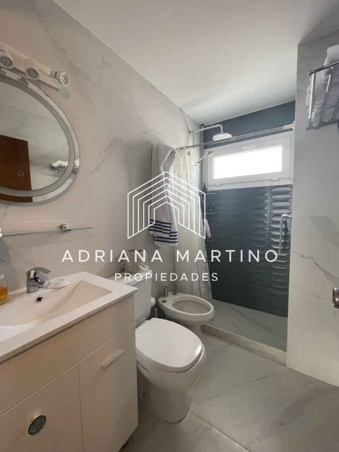 Apartamento ID.71282 - Apartamento vista al puerto 2 dorm 2 baños