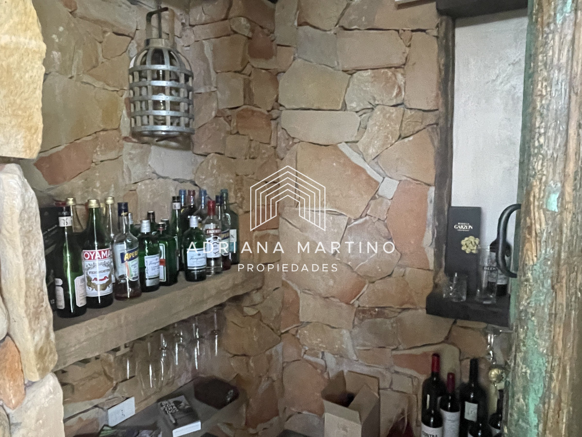 Casa ID.71281 - MODERNA CASA EN ZONA COLEGIOS 4 SUITES, ESPECTACULAR BARBACOA