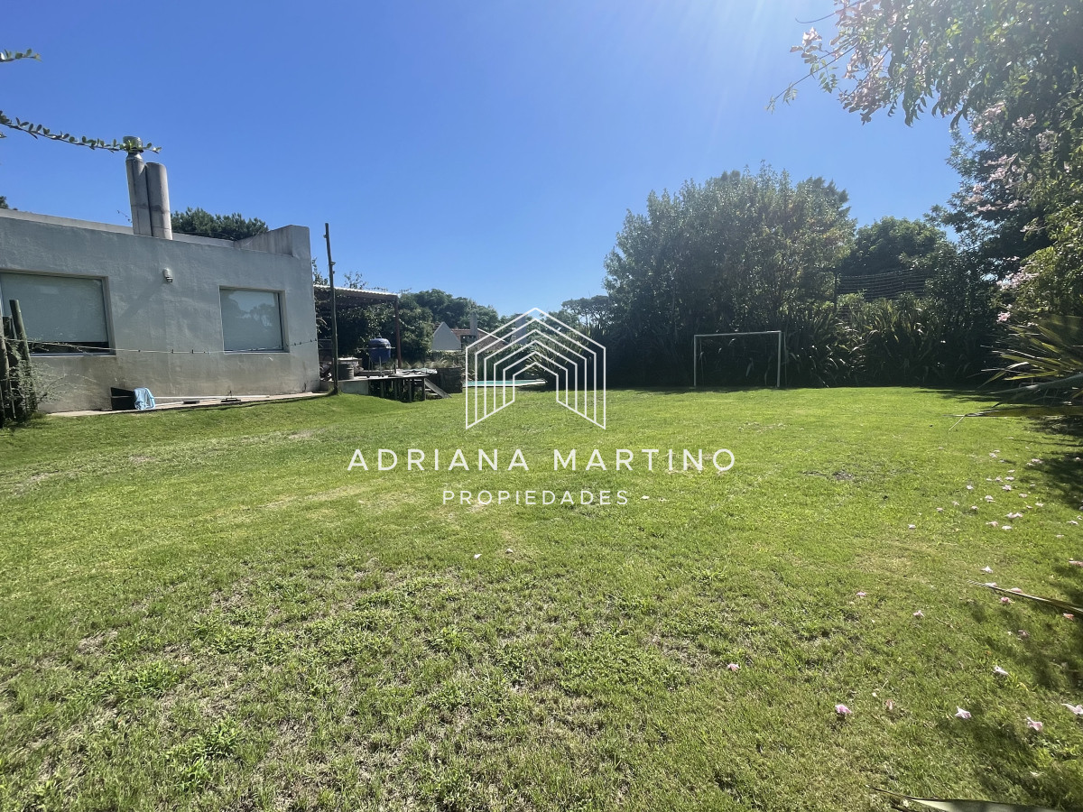 Casa ID.71281 - MODERNA CASA EN ZONA COLEGIOS 4 SUITES, ESPECTACULAR BARBACOA