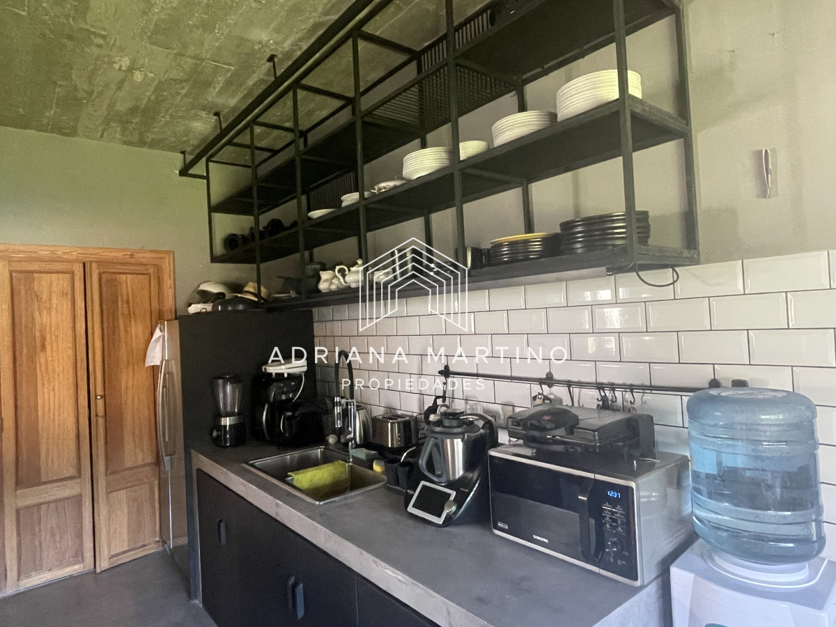 Casa ID.71281 - MODERNA CASA EN ZONA COLEGIOS 4 SUITES, ESPECTACULAR BARBACOA