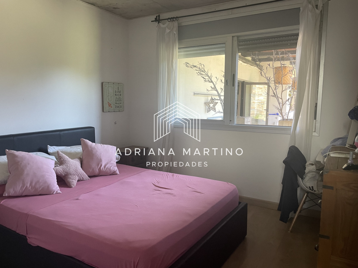 Casa ID.71281 - MODERNA CASA EN ZONA COLEGIOS 4 SUITES, ESPECTACULAR BARBACOA