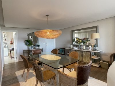 Apartamento en Punta del Este, Shopping - PSK2073A